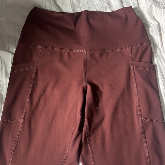90 Degree Maroon Leggings - Picture 2 of 5
